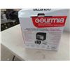 Image 4 : Gourmia 7.6L Digital Air Fryer - New or Store Return  