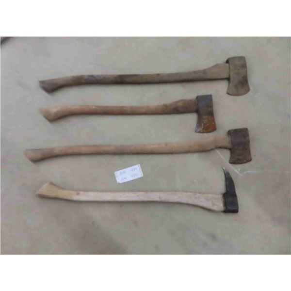 4 axes with wooden handle 