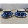 Image 6 : 14 pc china, plates, teacups saucers, serving dishes 