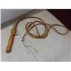 Image 2 : horse shoes, training whip and whip 