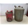 Image 3 : 2 metal gas cans 
