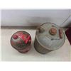 Image 4 : 2 metal gas cans 