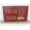 Image 4 : metal egg basket andd metal sign, 12x8