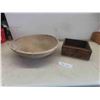 Image 1 : 16" wooden bowl, wooden box 9x9x4" 