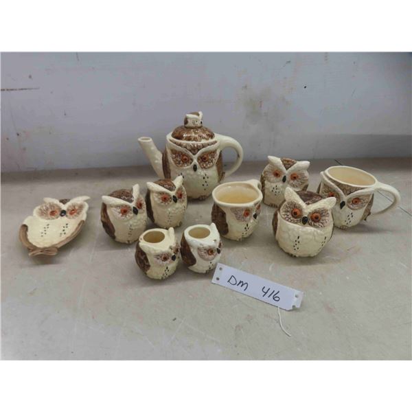 enesco owl, 10pc set. Tea pot , salt and pepper shakkers,