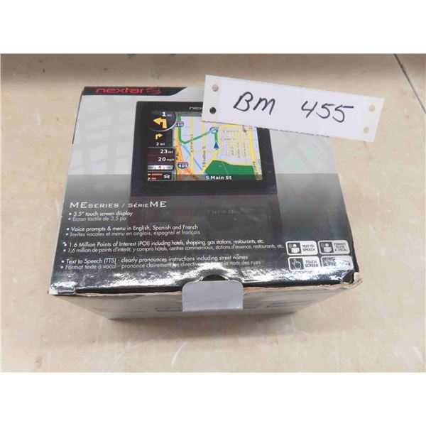 nexstar portable GPS auto navigator 