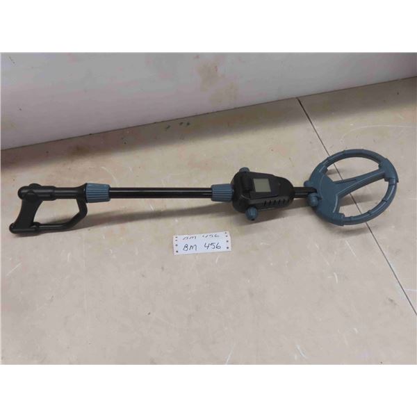 metal detector 