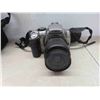 Image 2 : canon EOS digital rebel with 2 batteries, charger,
