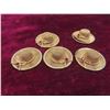 Image 2 : 33 brass miniatures inn a plastic case, 5 hats,