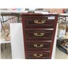 Image 5 : 6 drawer dresser 22x15x55"