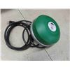 Image 2 : floating pond de-icer, 1250 watts up to 600 gallons