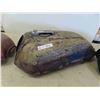 Image 4 : 3 Motorcycle Gas Tanks 