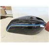 Image 3 : 3 Motorcycle Gas Tanks 