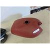 Image 6 : 3 Motorcycle Gas Tanks 
