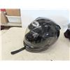 Image 3 : 2 Motorcycle Helmets : Bell Size Large, G Max Size