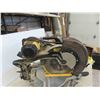Image 2 : Dewalt Model DW716 15A 12'' Miter Saw 
