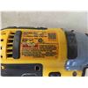 Image 9 : 5 Dewalt 20V Tools: Angle Grinder & Accessories,