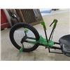 Image 8 : huffy greeen machine unique steering and low