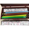 Image 2 : mah-jongg set 166 tiles. 4 racks with leather case 