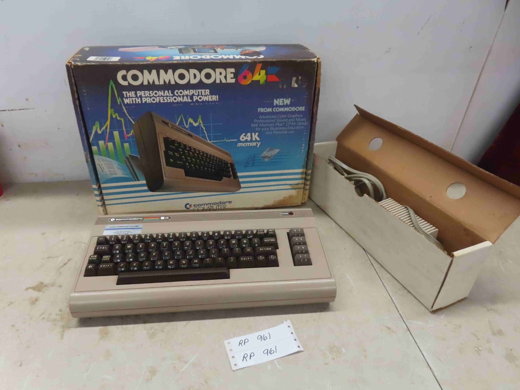 vintage commodore 64 the personal computer