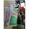 Image 4 : (2) 50lbs Bags of Kentucky 31 Fescue Grass Lawn/Field