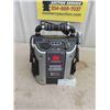 Image 1 : Motomaster Eliminator with Air Compressor 1000 Peak Battery 