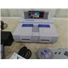 Image 2 : Nintendo Super 'Nes' Game System with Games, Complete. 