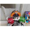 Image 3 : M+M Display Juke Box Candy Dispenser