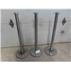 Image 1 : 3 Strap Barrier Poles 