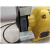Image 2 : Power Fist 6'' Bench Grinder 1/2 HP 