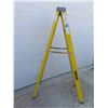 Image 1 : 6FT Fiberglass Step Ladder 