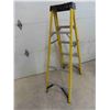 Image 2 : 5ft Fiberglass Step ladder 