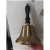 Image 8 : Brass: Bookends, school bell, coasters 