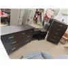 Image 1 : 4pce Bedroom Set : Dresser 55'' x 32'' x 19'' , Dresser 