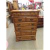 Image 1 : Oak 6 Drawer Dresser 52'' x 36'' x 18'' 
