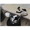 Image 2 : 7 Right Handed Golf Clubs : Tiger Shark, Paragon, 