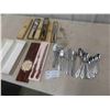 Image 1 : Flatwear Cutlery, Carving Set, 3 Gourmet Servingware,  