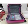 Image 3 : Suitore Luggage 1 Piece 15'' x 25'' Pink - New or Store Return  