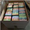 Image 1 : BOX OF NEW SPONGES WITH SCOURING PADS