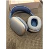 Image 2 : APPLE AIR POD PRO MAX, BLUE, WITH COVERS AND PROTECTIVE CASE, TESTED WORKING