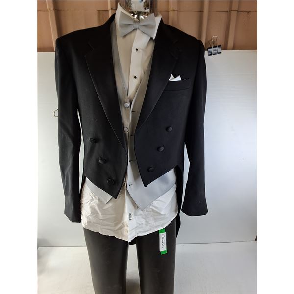 *Mens Tuxedo Top