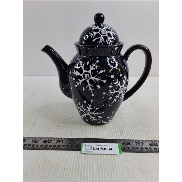 Ceramic "Snowflake" Tea Pot
