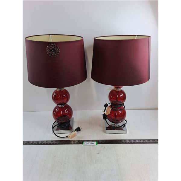Pair of Table Lamps - Tested - 21" Tall - Pickup Only
