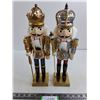 Image 1 : Pair of Nutcracker Kings Table Decor - 15" Tall