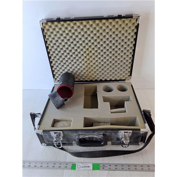 Hakuba Padded Metal Suitcase with Lens Case 18.5" x 13.75"