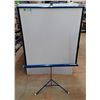 Image 1 : *Adjustable Vintage Da-Lite Projector Screen - Cannot Ship