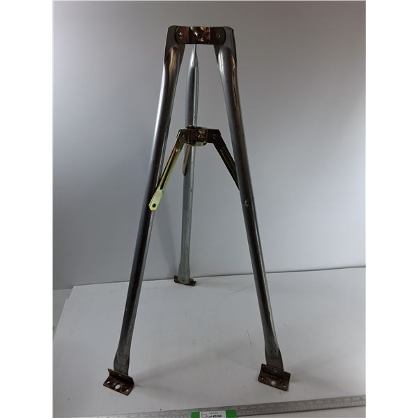 Metal Antenna Holder