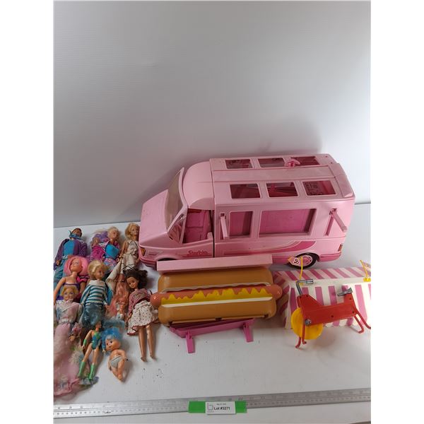 Assorted Barbies, Barbie Van, Misc