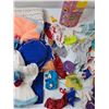 Image 3 : Assorted Doll Clothes And Barbie Accessories