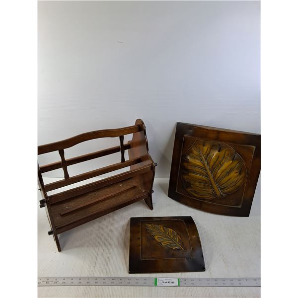 Wood Magazine Rack and 2 Decorative Metal Leaf Wall Hangers